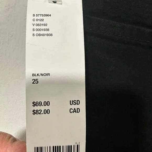 BDG Twig Ripped High-Waisted Skinny Jean - Black Size 25 New with Tag - Picture 16 of 16